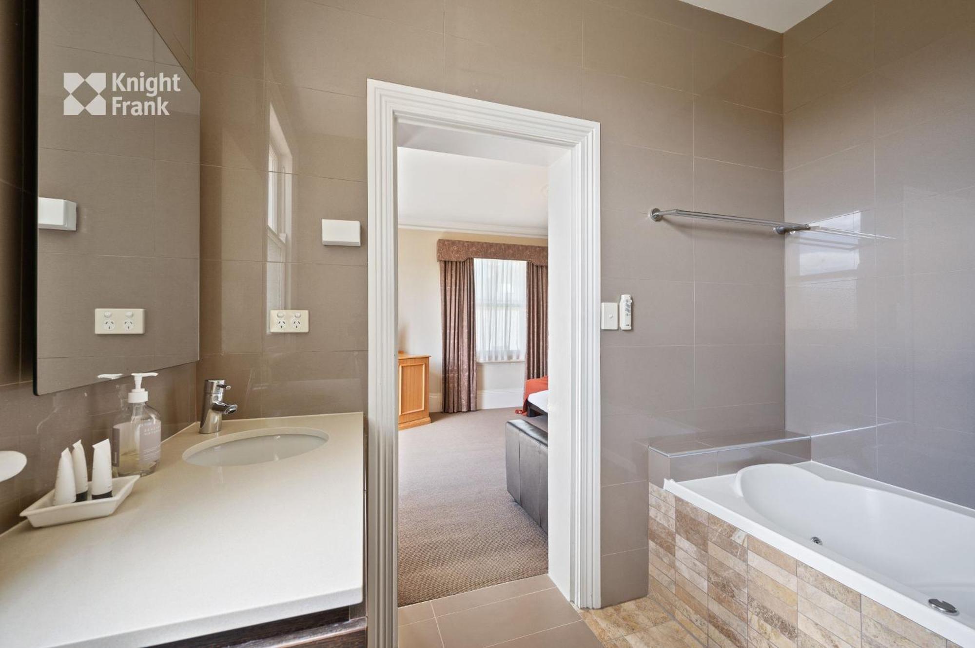 호바트 Clydesdale Manor B&B 객실 사진