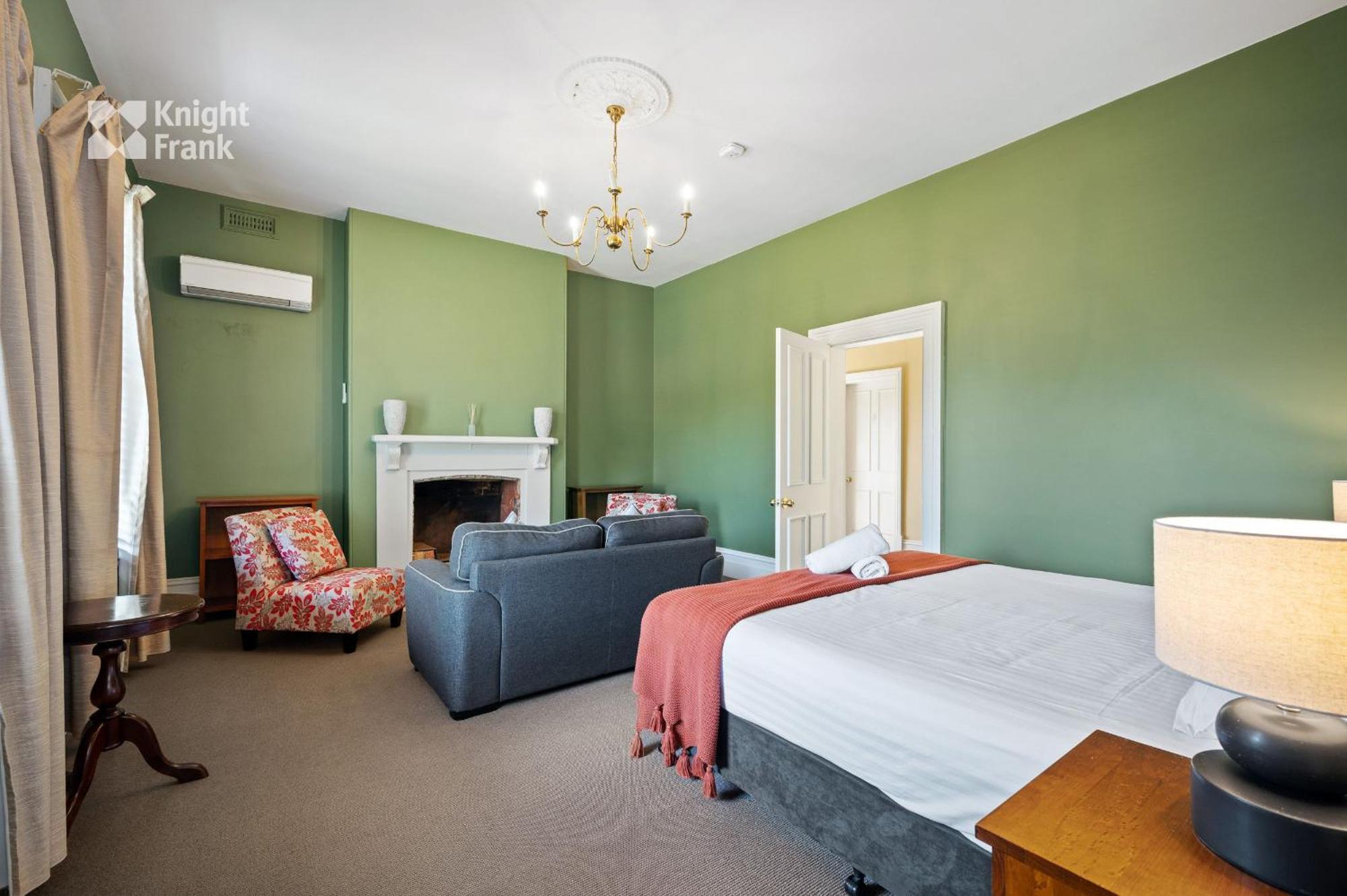 호바트 Clydesdale Manor B&B 객실 사진