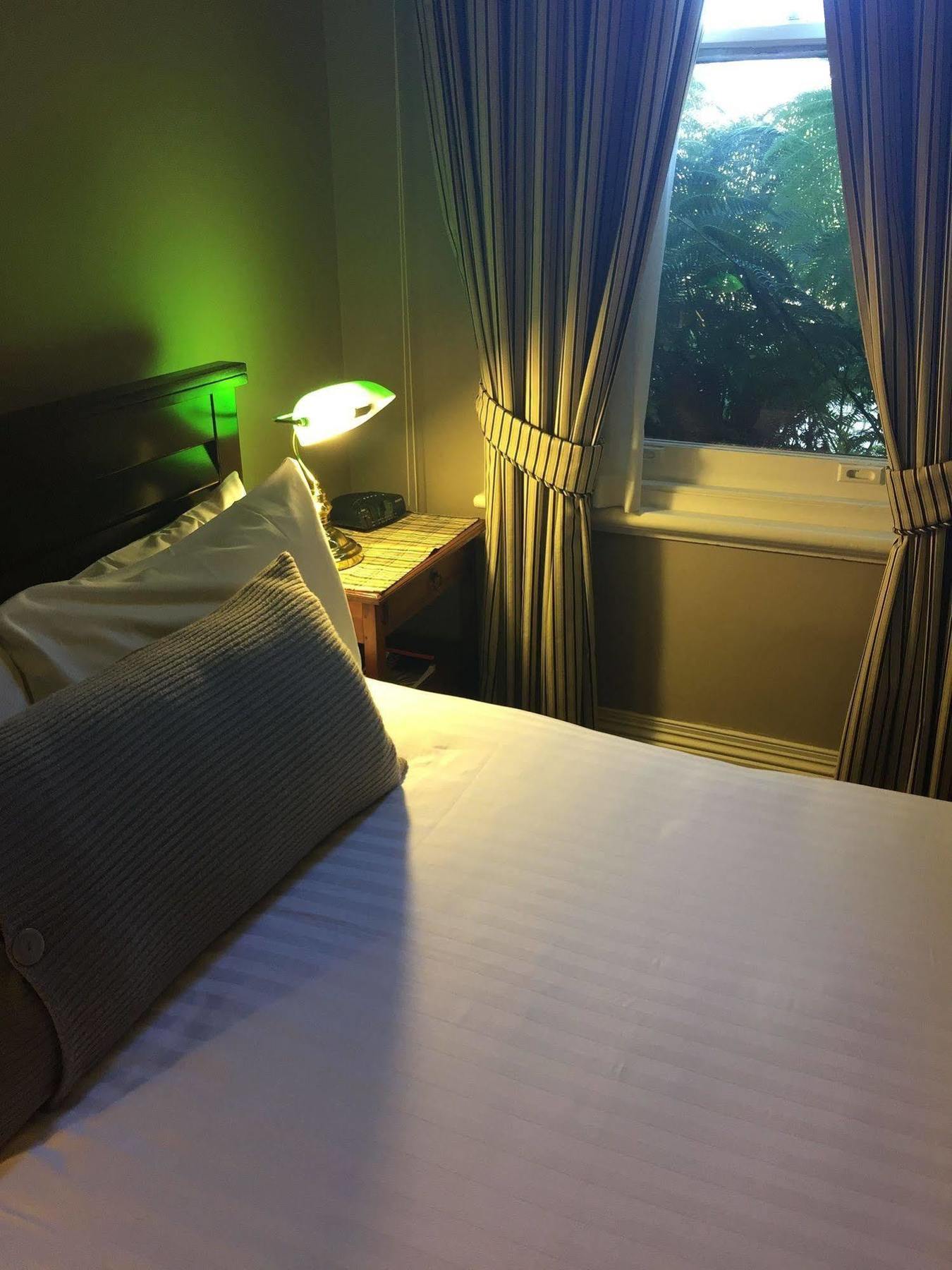 호바트 Clydesdale Manor B&B 외부 사진